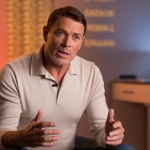 Tony Robbins : Les 3 Décisions Qui Façonnent Votre Vie